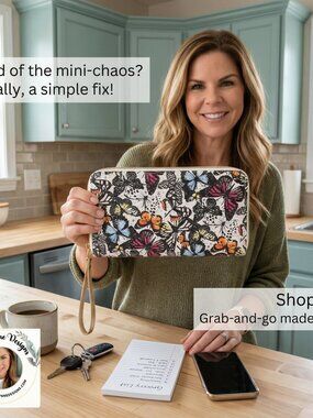 🦋 Blush Kiss Butterfly Wristlet Wallet – Chic & Functional! 🦋